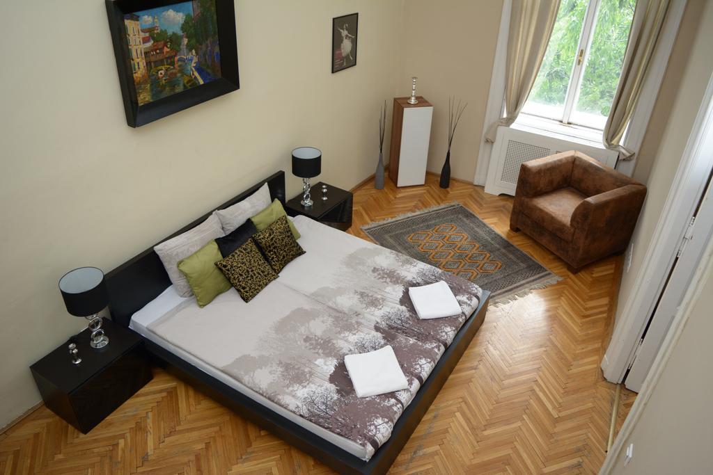 International Apartments Budapest Bilik gambar