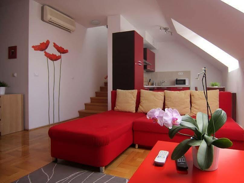 International Apartments Budapest Luaran gambar